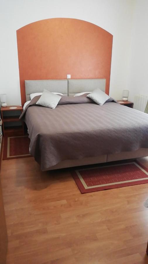 Guest House Surina Rupa Exterior foto