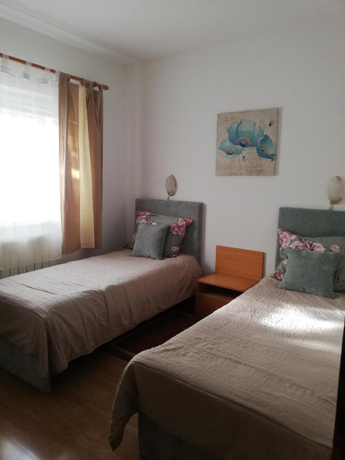 Guest House Surina Rupa Exterior foto