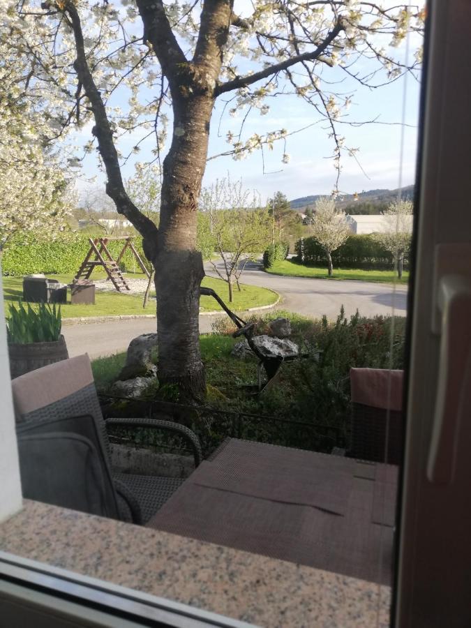 Guest House Surina Rupa Exterior foto